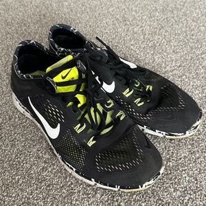 Nike Free TR Fit 4 - Black, Yellow